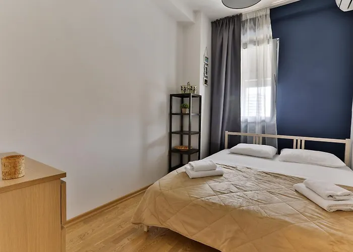 Luxury Fontana Apartments